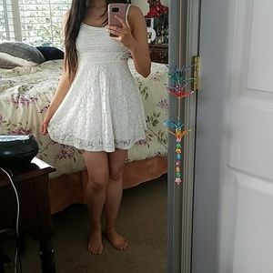 Abercrombie & Fitch: mini floral dress